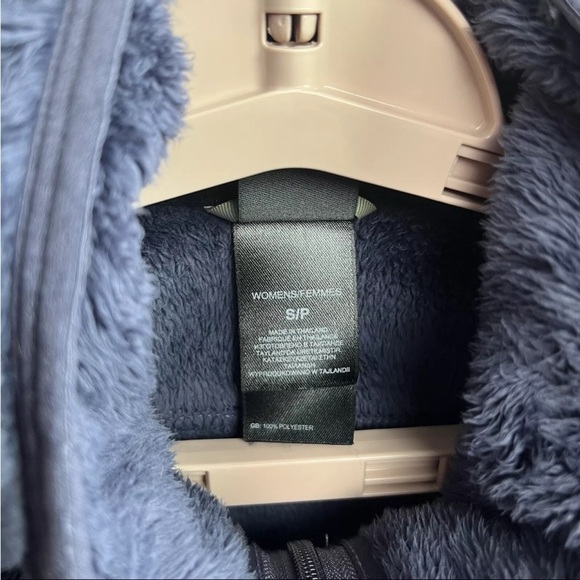 The North Face Women Sz S Vest Faux Fur Purple Full Zip Pockets Outerwear READ - Picture 4 of 13